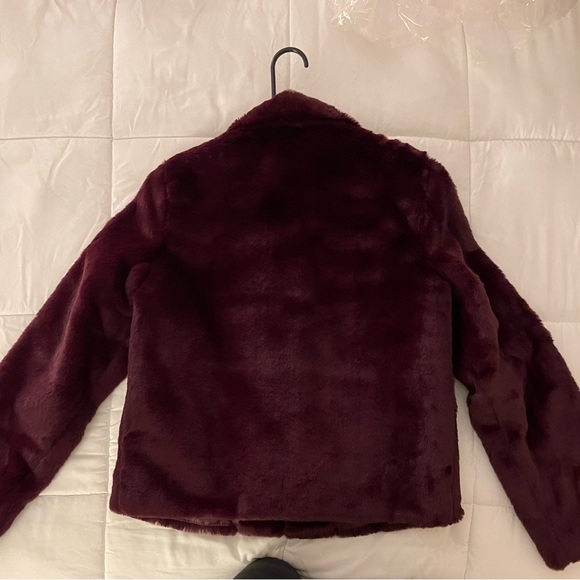 Beautiful Express Faux Fur Coat - Picture 2 of 5